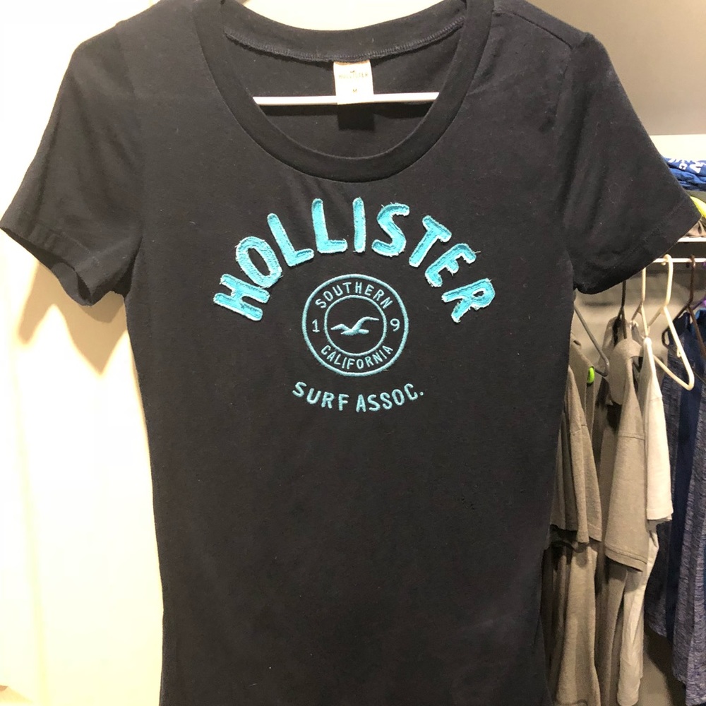 Navy blue hollister T-shirt